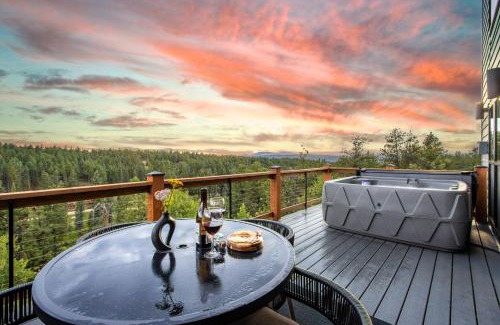 Florissant Chalet De Esquí | Mountain & Water View, Hot Tub, Loft+3BR, Dog OK, New