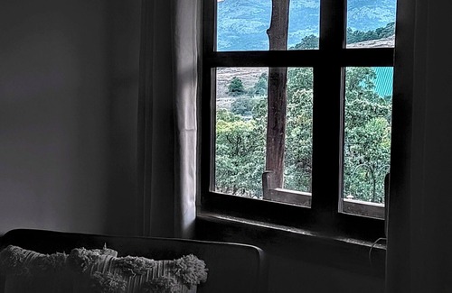 Medicine Park Cabina | Mountainside cabin in Medicine Park-stunning views-borders Ft. Sill-Sleeps 16