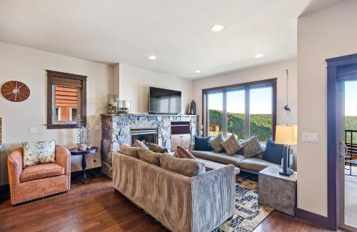 Sandpoint Casa | Mountainside Chalet