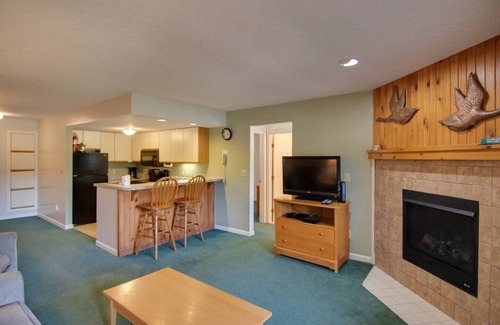 North Woodstock Casa | Mountainside Getaway at Deer Park Resort
