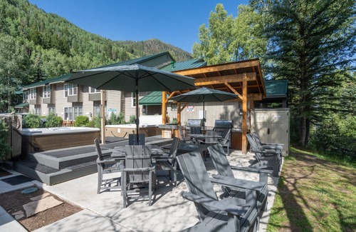 Telluride Apartamento | Mountainside Inn 210 1 Bedroom Hotel Room by Alpine Lodging Telluride