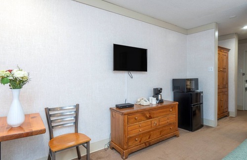 Telluride Apartamento | Mountainside Inn 220 1 Bedroom Hotel Room by Alpine Lodging Telluride