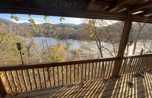 Butler Casa | Mountainside Lakefront Getaway New Hot Tub