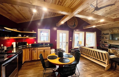 Alexander Casa | MountainSunrise-Rustic Cabin-20 minutos-Asheville