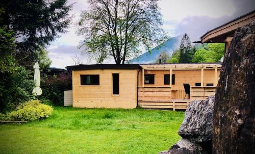 Distelberg Otro | Mountainview Lodge - Chalet im Zillertal direkt am 5 Sterne Campingplatz Aufenfeld mit Hallenbad und Sauna