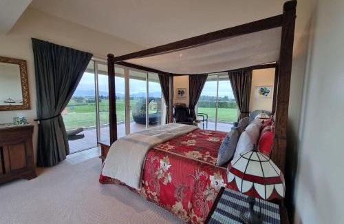 Blenheim Casa | Mountainview Villa Suite in an 6-bedroom Villa