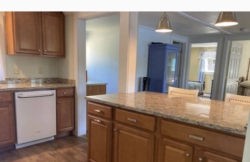 Acton Casa | Mousam Lake renovated cottage.