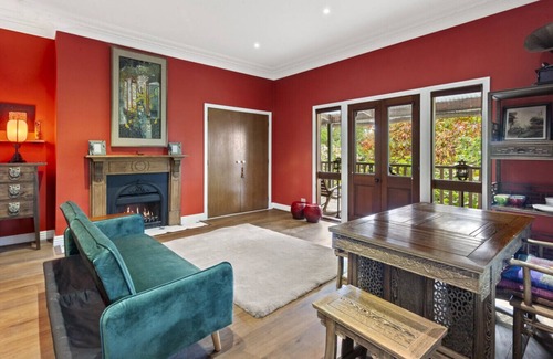 Wentworth Falls Apartamento | Moutan - Serene, Chinese-Inspired Retreat