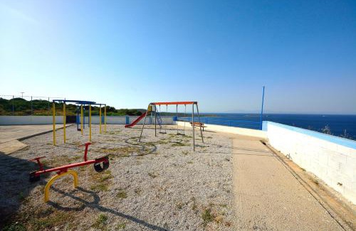 Samos Town Villa | Mouzakis Villas