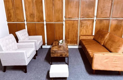 Valinda Casa | Movie Nest / 2BR / Huge Backyard w Grill by Zen Living