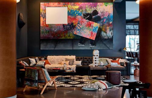 Cherry Creek Hotel | MOXY Denver Cherry Creek