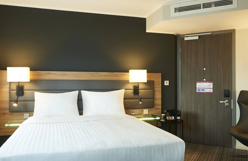 Ingliston Hotel | Moxy Edinburgh Airport