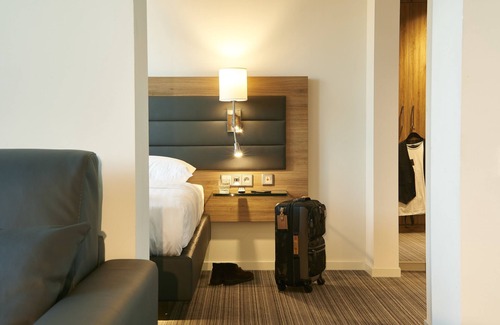 Eschborn Hotel | MOXY Frankfurt Eschborn