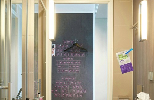 Eschborn Hotel | MOXY Frankfurt Eschborn