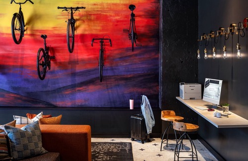 Downtown Springfield Hotel | Moxy Springfield Downtown