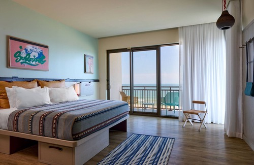 Northeast Virginia Beach Hotel | Moxy Virginia Beach Oceanfront