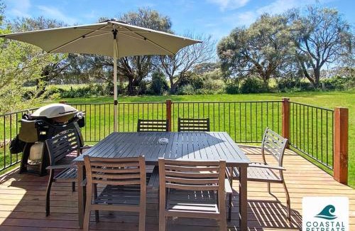 Cowes Villa | Moya's Villa - Phillip Island Cowes Resort Escape