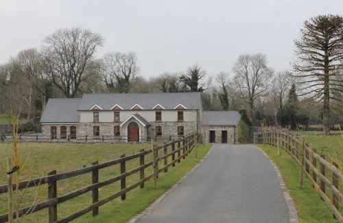 Athlone Cama Y Desayuno | Moynure House Boutique B&B & Separate Two bedroom Chalet