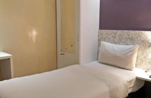 Sri Hartamas Hotel | Mozu Hotel Sri Hartamas