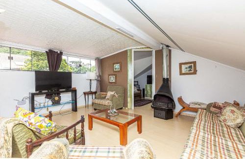 Vista Alegre Casa | MP 001 - Casa Completa em Condomínio Arborizado e Tranquilo