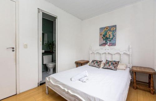 Vista Alegre Casa | MP 001 - Casa Completa em Condomínio Arborizado e Tranquilo