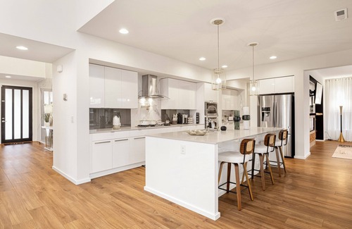 King County Casa | MP4: Luxurious Villa