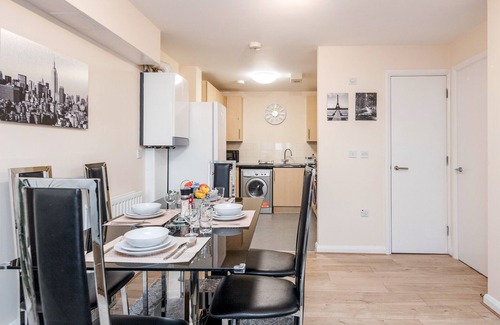 Watford Apartamento | Apartamento-Negocios-Baño Privado-Patio-14RC