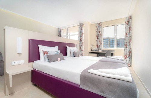 Sunny Beach Hotel | MPM Hotel Astoria