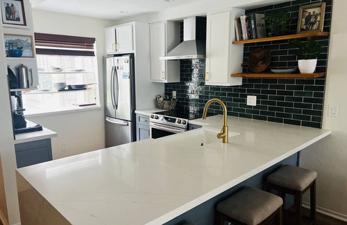 Aliso Viejo Condominio | Mr. J's creekside self-care sanctuary