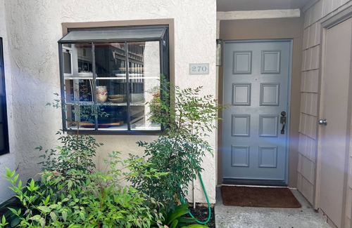 Aliso Viejo Condominio | Mr. J's creekside self-care sanctuary