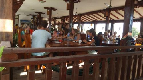 Don Det Otro | MR Mo Guest House
