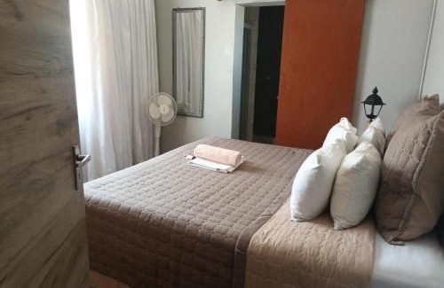 Matjhabeng Casa | Mrakes Guesthouse