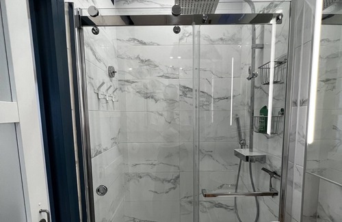 Aix-les-Bains City Center Apartamento | MRTN APARTMENTS & SUITES