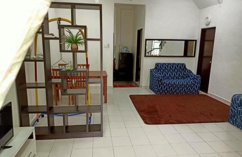 Ayer Lanas Casa | Ms Homestay jeli