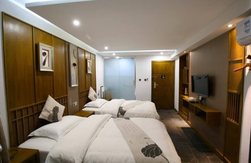 Fenghuang Casa | Ms.Yang's Guest House