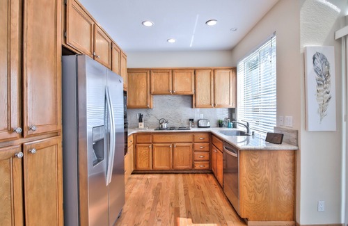 Carmine - Parkmont Casa | MSP1: 4bd/2.5ba home with easy access to 68O, 1O1, 88O Fwys