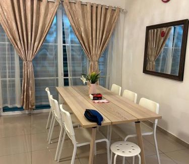 Ayer Panas Chalet De Esquí | Mstaycation