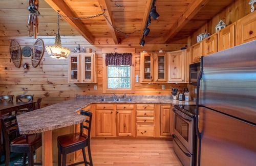 Greenwood Casa | Mt Abram Ski Chalet | 3 Bed, 2 Bath
