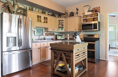 Laurel Ridge Apartamento | Mt. Admirals Retreat ~ Mountain-LakeViews,HotTub-FirePit-Hiking-Biking-HypoDogs
