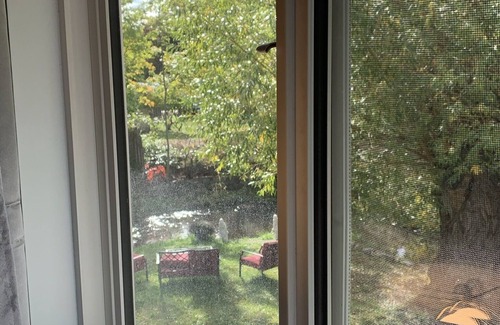 South Central Apartamento | MT Bedroom near Hospital, Downtown& Lake. Treasure Island Paradise