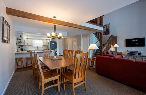 Lake Placid Condominio | Mt. Jo Lodge u37- Stay in the heart of Lake Placid