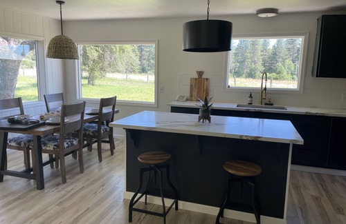 Shingletown Casa | Mt Lassen National Park Lodging. 8 miles to Lassen National Park, Star Gazing