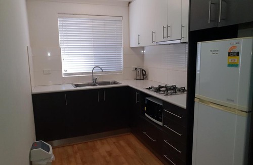 Inglewood Apartamento | Mt.Lawley Superb 2 BR location Comfort, style 3
