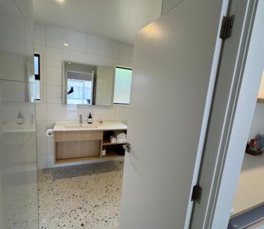 Mount Wellington Hotel | Mt Wellington Motel