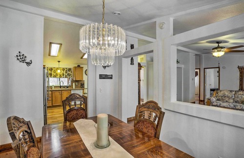 Redding Casa | ‘Mtn Gate Guest House’ ~ 6 Mi to Shasta Lake!