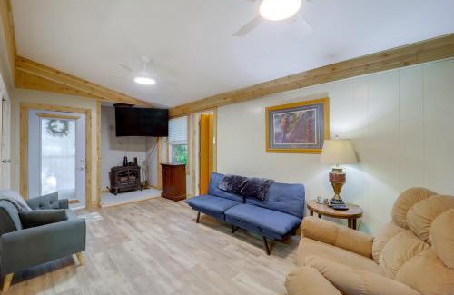 Newland Casa | Mtn Home with Deck and Community Amenities in Newland