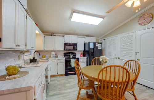 Newland Casa | Mtn Home with Deck and Community Amenities in Newland