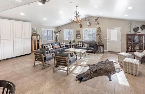 Peoa Casa | MTN Meadow Retreat near PC