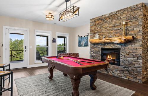 Morganton Casa | Mtn View and Game Room in Morganton Spacious Cabin!