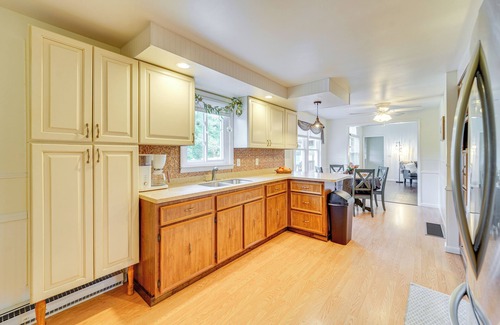 Duncansville Casa | Mtn-View Escape w/ Large Yard in Duncansville!